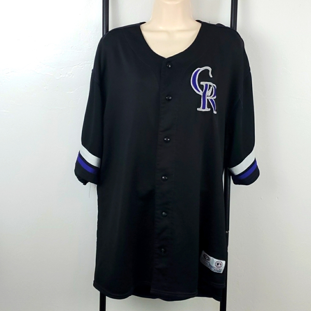 True Fan Colorado Rockies Majestic men shirt Jersey size XL?